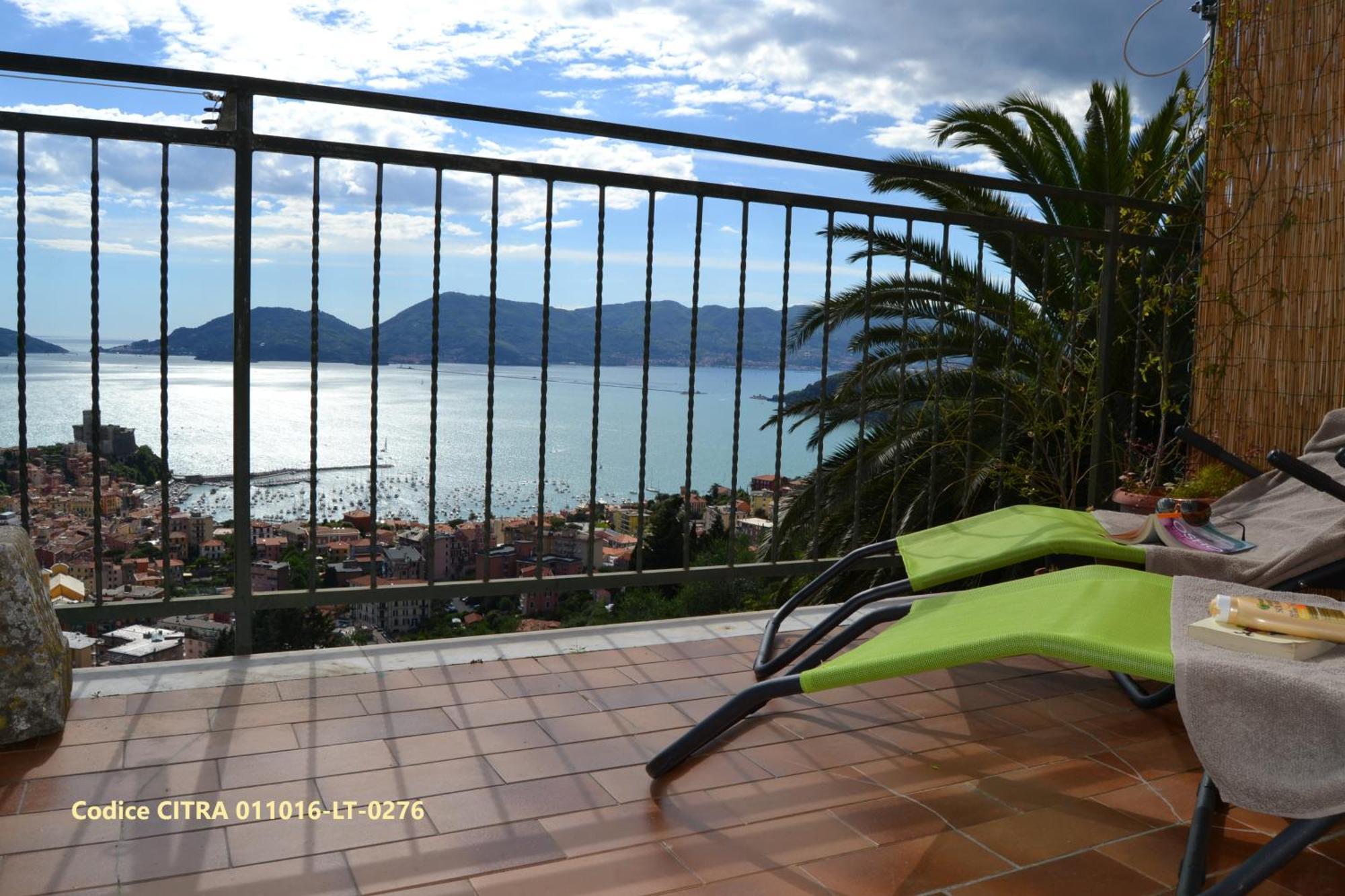 Casa Con Vista Meravigliosa Su *